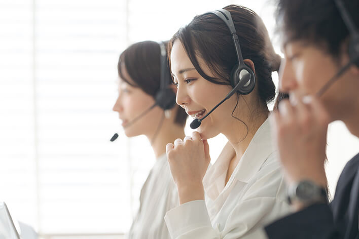 サポートの仕事風景